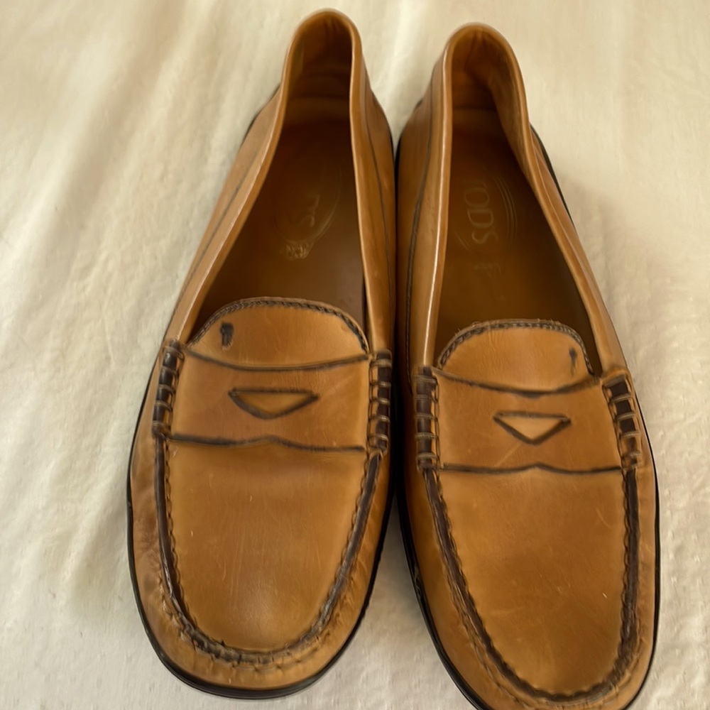 Tod’s driving shoes, size11